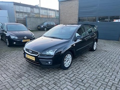 Ford Focus Wagon - 1.6-16V Futura//Automaat