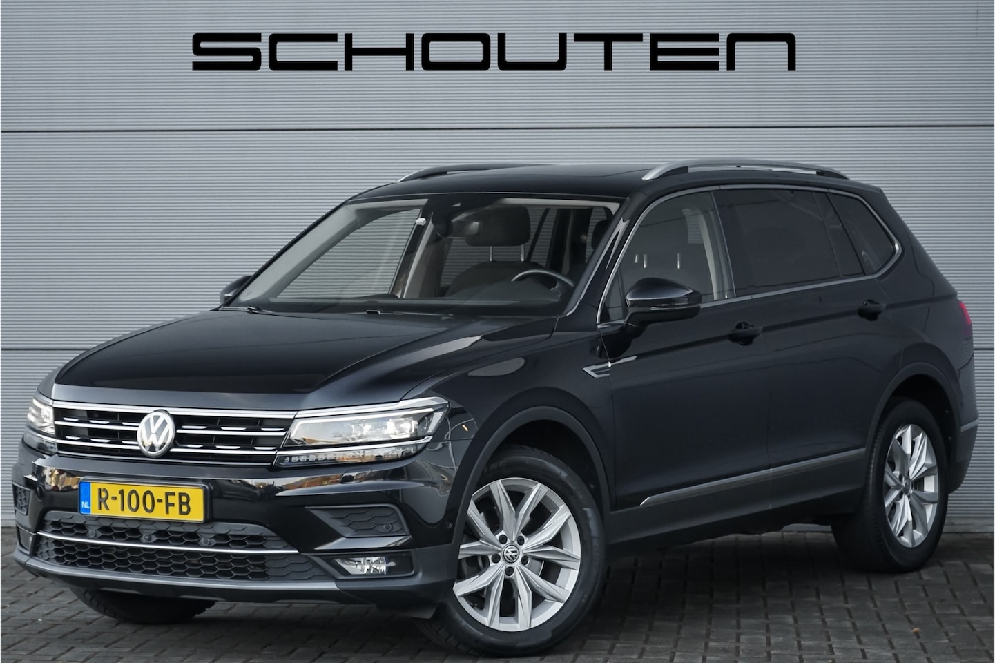 Volkswagen Tiguan Allspace - 1.4 TSI Highline 7Pers Pano Trekhaak LED 18" - AutoWereld.nl