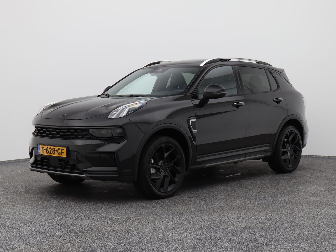 Lynk & Co 01 - 1.5 Plug-in Hybrid | 360° | BLACK | ZWARTE HEMEL | NLD AUTO - AutoWereld.nl