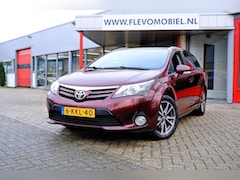 Toyota Avensis Wagon - 2.0 VVTi Dynamic Business Aut. Half leder|Navi|Cruise|Clima|Camera