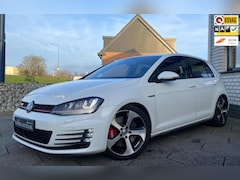 Volkswagen Golf - 2.0 TSI GTI Performance Executive/ Cam/ Prem. Audio/ DAB/ Privacy/ NAP