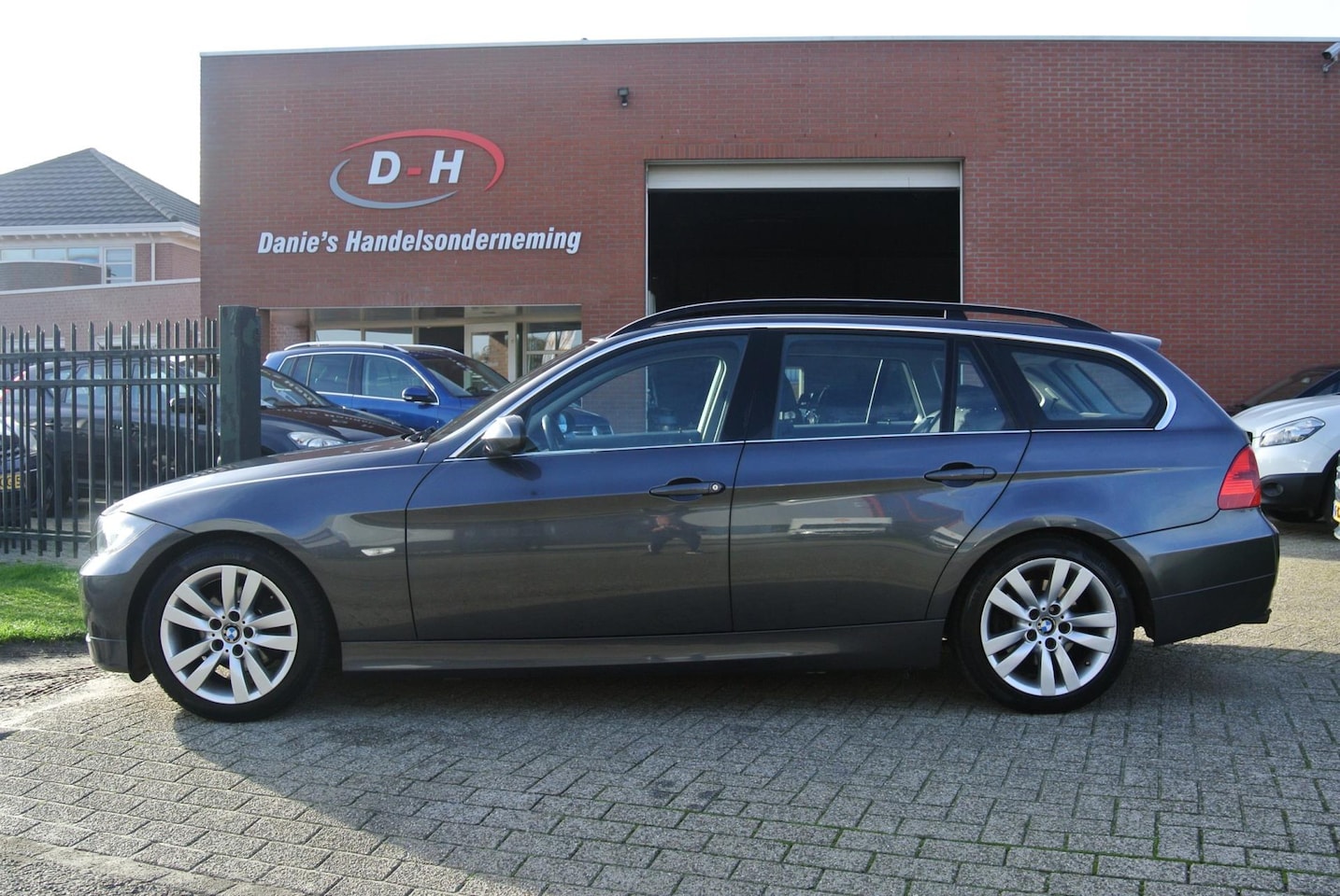 BMW 3-serie Touring - 318i High Executive airco apk 02-04-2026 inruil mogelijk nap - AutoWereld.nl