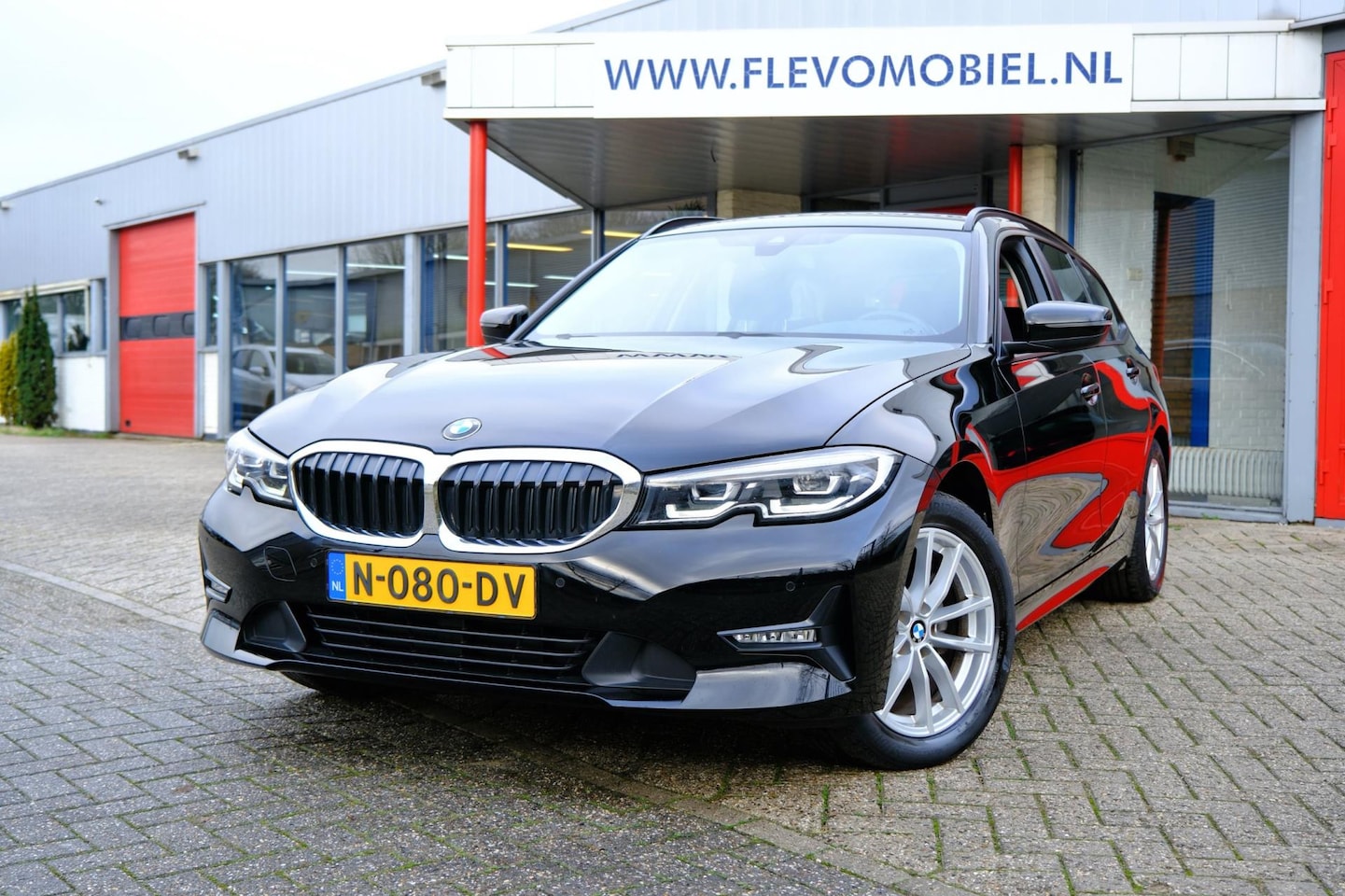 BMW 3-serie Touring - 316d Business Edition Aut. Navi|HarmanKardon|Clima|CarPlay|LMV - AutoWereld.nl