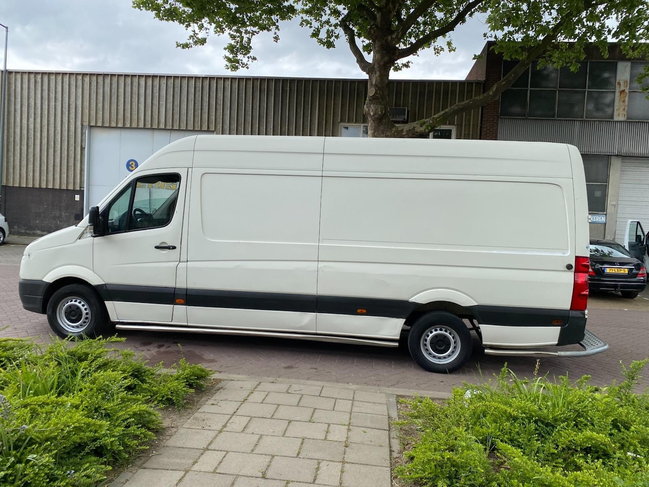Volkswagen Crafter - 35 2.5 TDI L3H2 * Automaat/ Schakel * Euro5 * 2011 * * Airbag*Elek Ramen * FINAL PRICE ! E - AutoWereld.nl