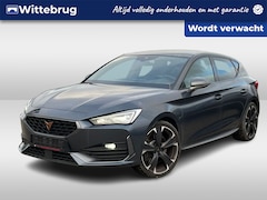 CUPRA Leon - 1.4 e-Hybrid VZ 245pk DSG Performance / Panorama dak / 19'' LMV / Parkeersensoren voor en