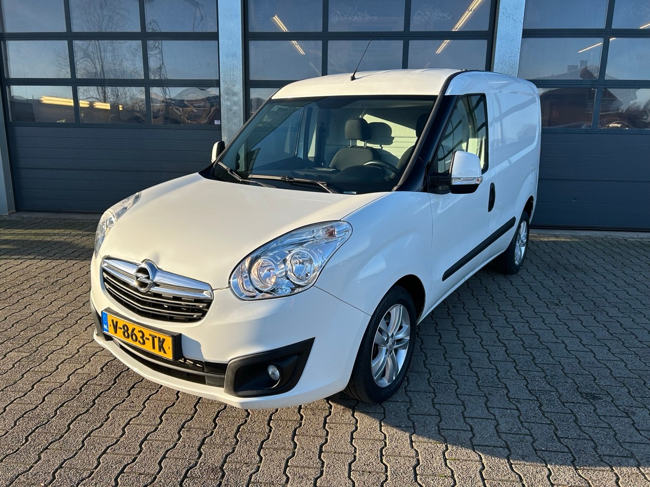 Opel Combo - GB 1.6 CDTi 105pk L1H1 Sport - AutoWereld.nl