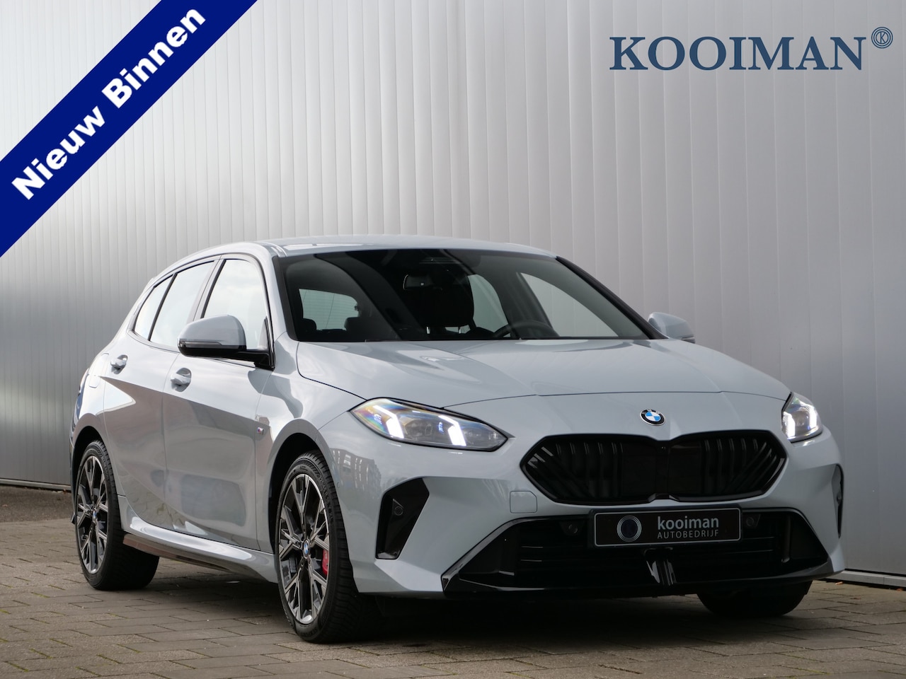 BMW 1-serie - 116 automaat 123pk M Sportpakket Pro Stoelverwarming / Camera / Keyless entry - AutoWereld.nl