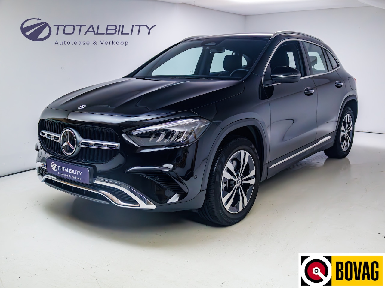 Mercedes-Benz GLA-Klasse - 250 e Luxury Line automaat 218 PK | Facelift | Elec. wegklapbare trekhaak | Adap. Cruise | - AutoWereld.nl