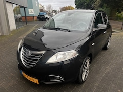 Lancia Y(psilon) - Ypsilon 0.9 TwinAir Platinum