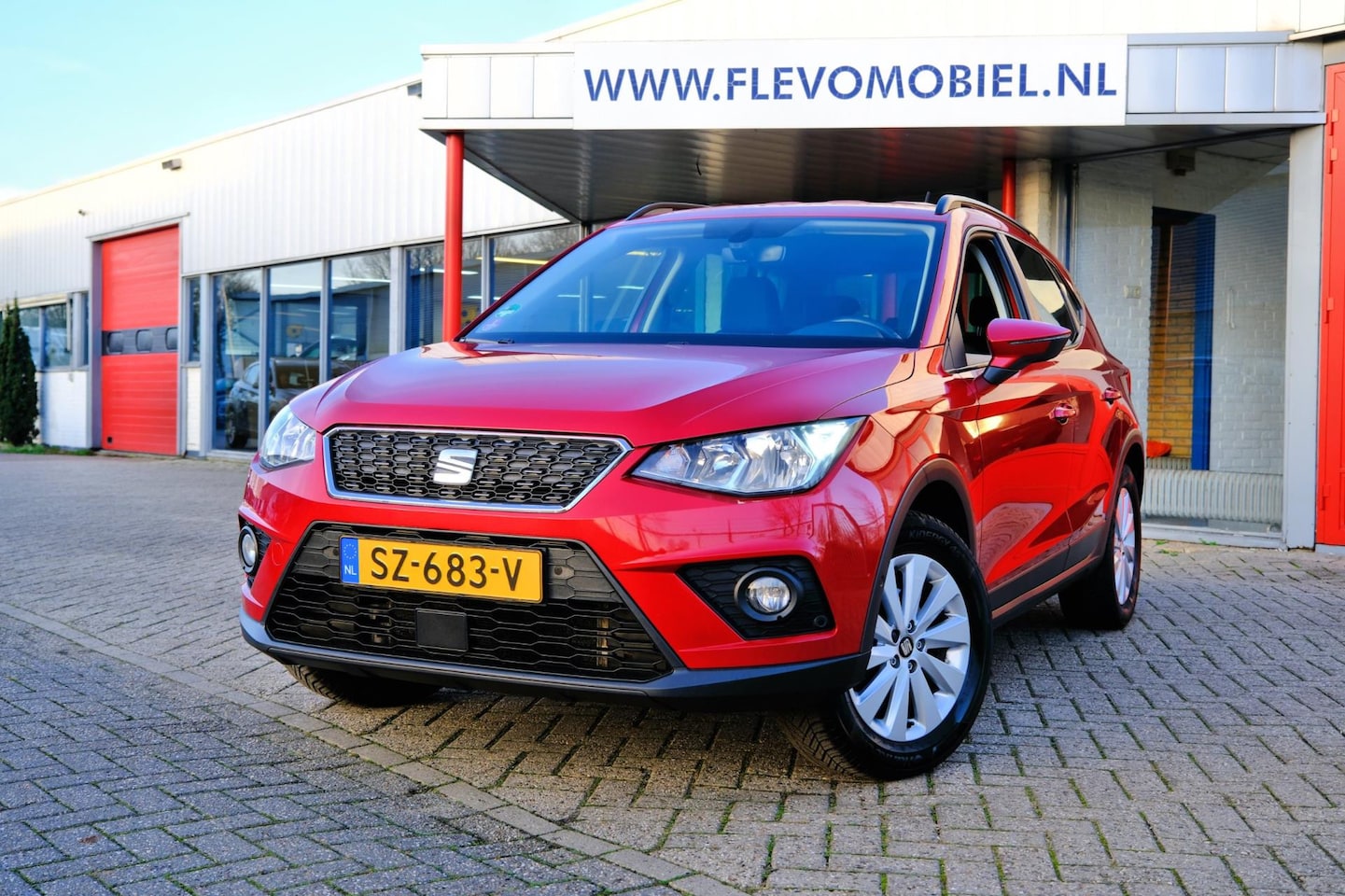 SEAT Arona - 1.0 TSI Style Business Intense Navi|Adapt.Cruise|Cam|CarPlay|LMV - AutoWereld.nl
