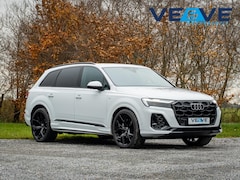 Audi Q7 - 55 TFSI panorama dak // 3500 kg trekgewicht // 7 persoons