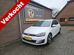 Volkswagen Golf - 2.0 TSI GTI Performance (prijs is ex btw)