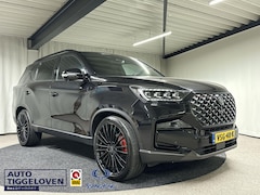SsangYong Rexton - 2.2 e-XDi Sapphire Elegance Automaat | 3500KG Trekhaak | Black Pack | Leder
