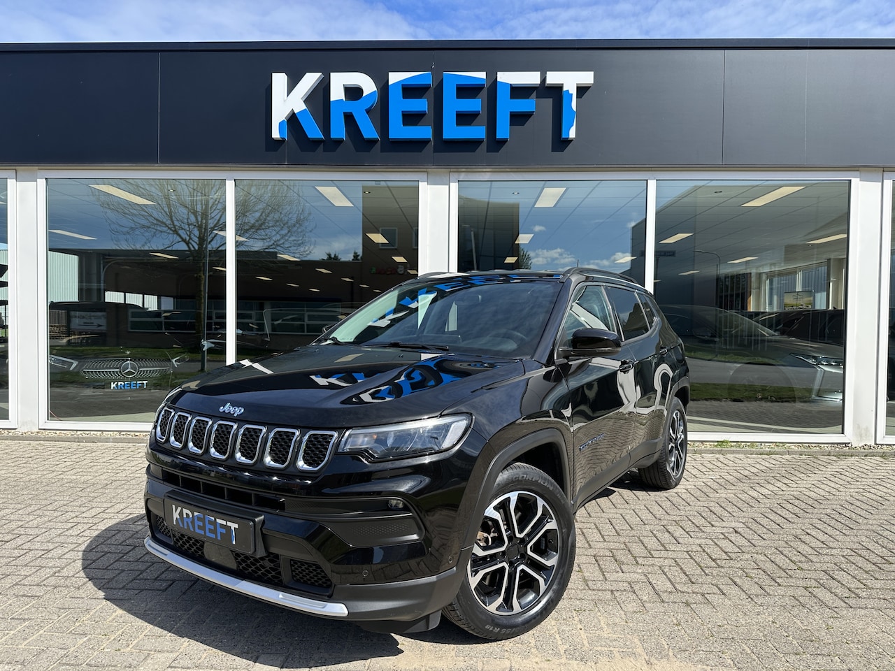 Jeep Compass - 4xe 240 Plug-in Hybrid Electric Limited Winterpakket - AutoWereld.nl