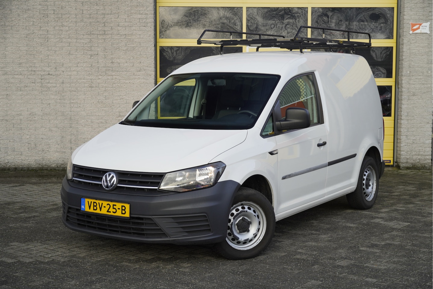 Volkswagen Caddy - 2.0 TDI L1H1 BMT Comfort Business BJ2019 Audio installatie | Airco | Cruise control | Stuu - AutoWereld.nl
