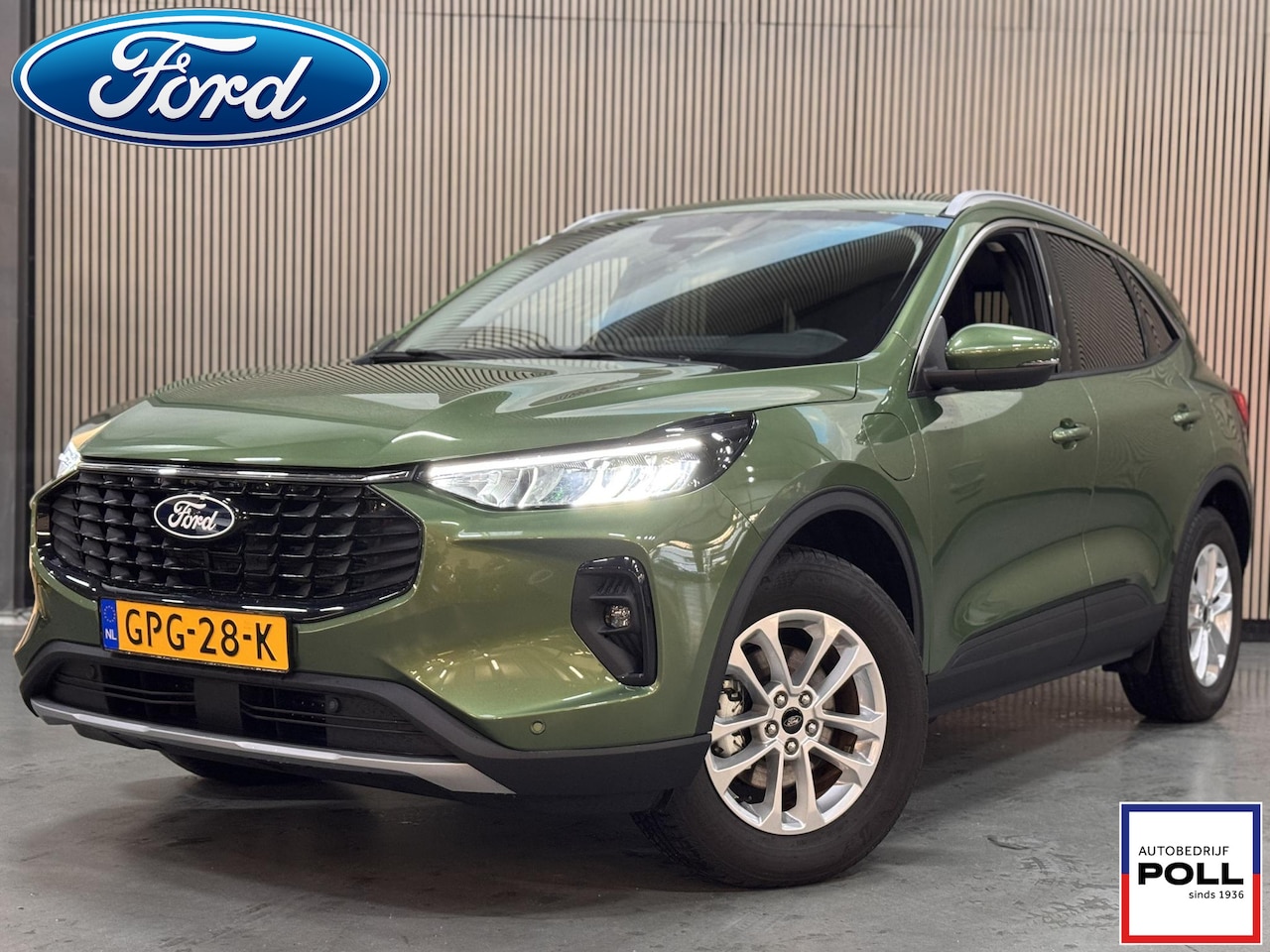 Ford Kuga - 2.5 PHEV Titanium Automaat Navi Camera Keyless Digitaal Dashboard 7.000km Garantie tot 18- - AutoWereld.nl