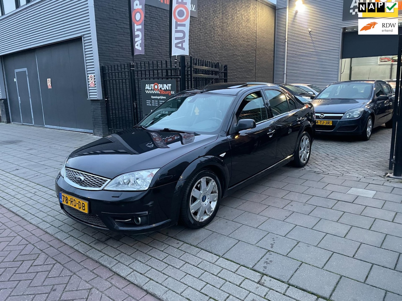 Ford Mondeo - 2.2 TDCi Titanium 1e Eigenaar! Trekhaak Airco NAP APK - AutoWereld.nl