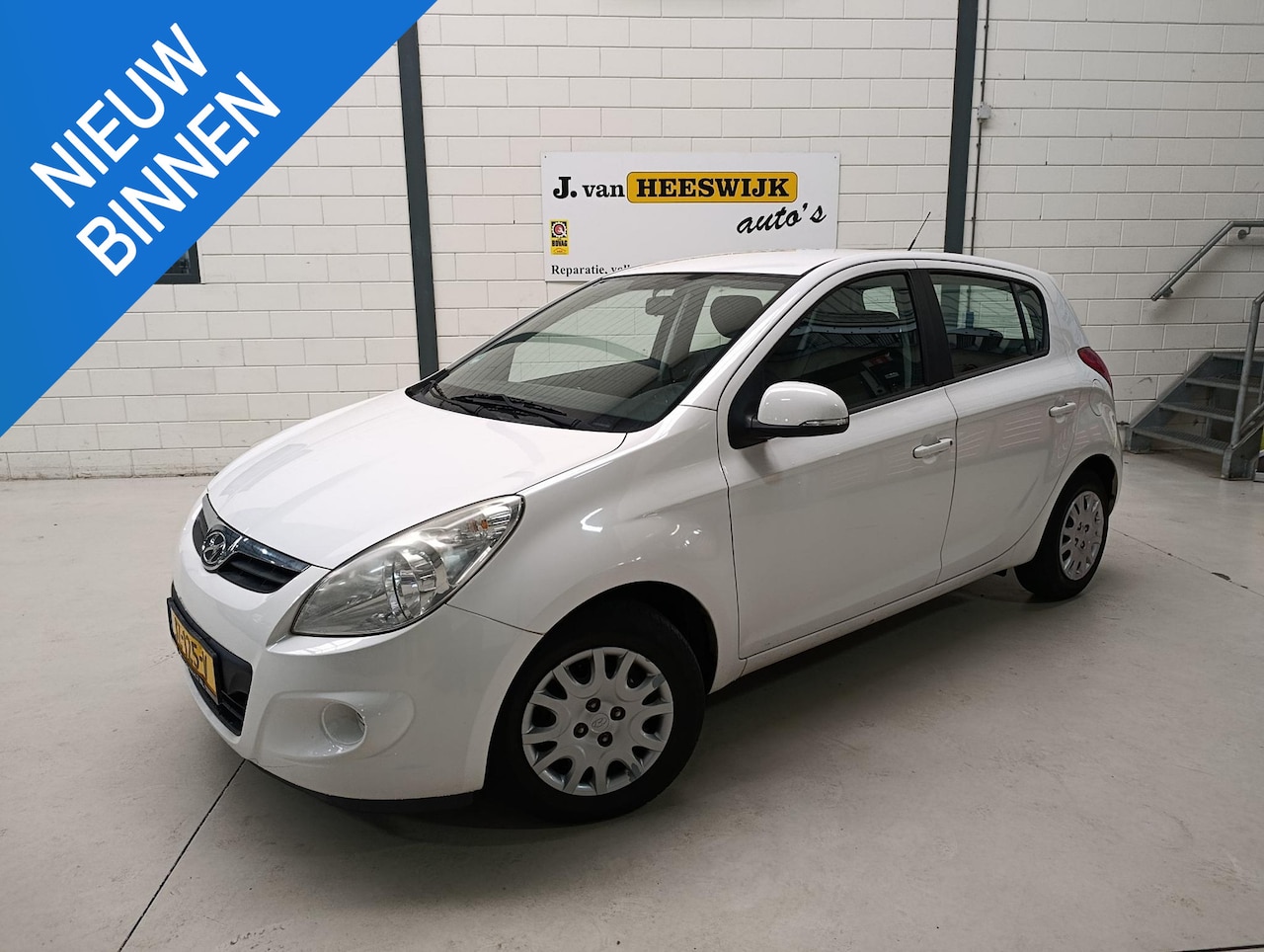 Hyundai i20 - 1.4i i-Motion Airco | automaat | Cv op Afstand. - AutoWereld.nl