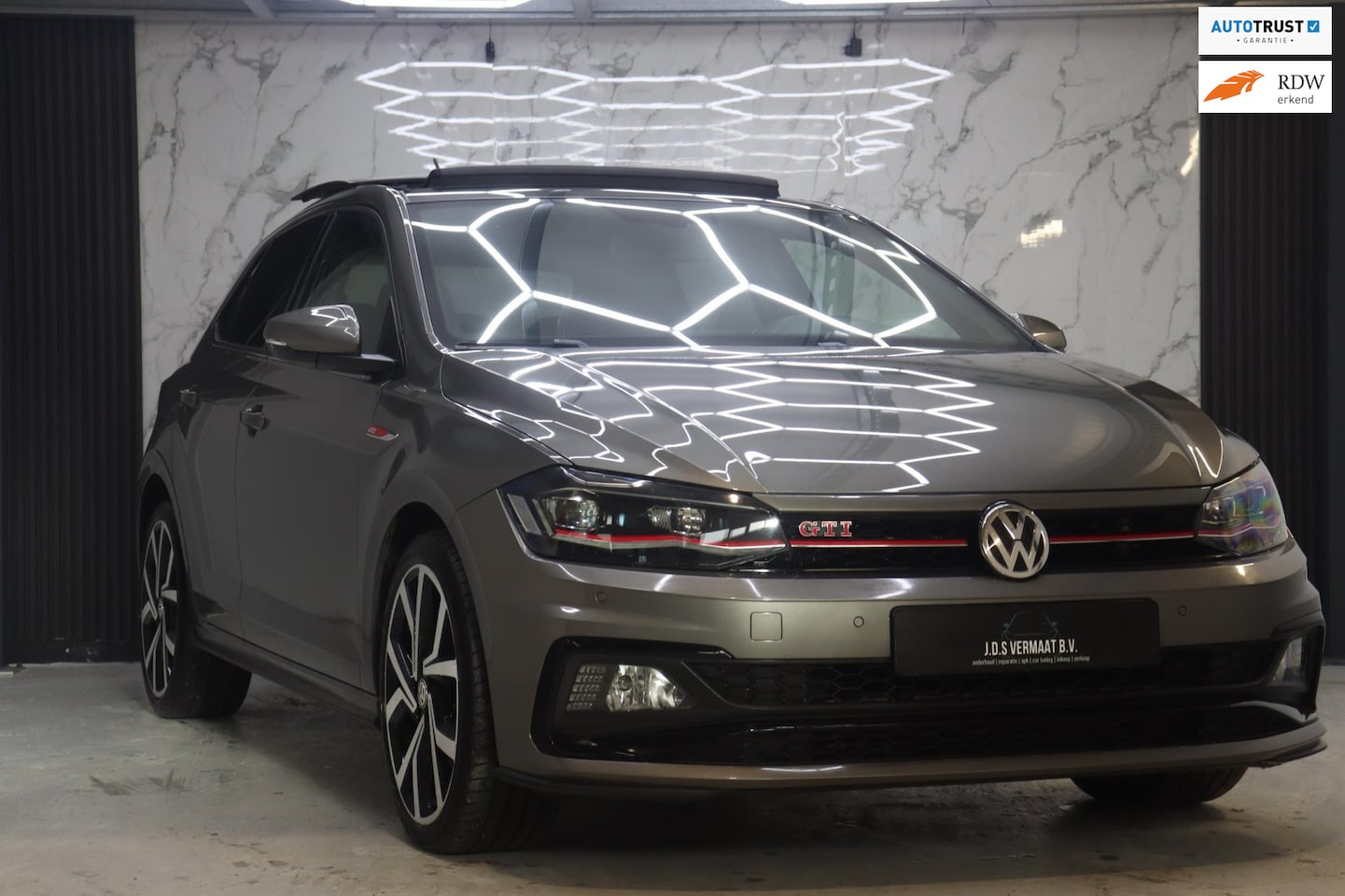 Volkswagen Polo - 2.0 TSI GTI Pano ACC - AutoWereld.nl