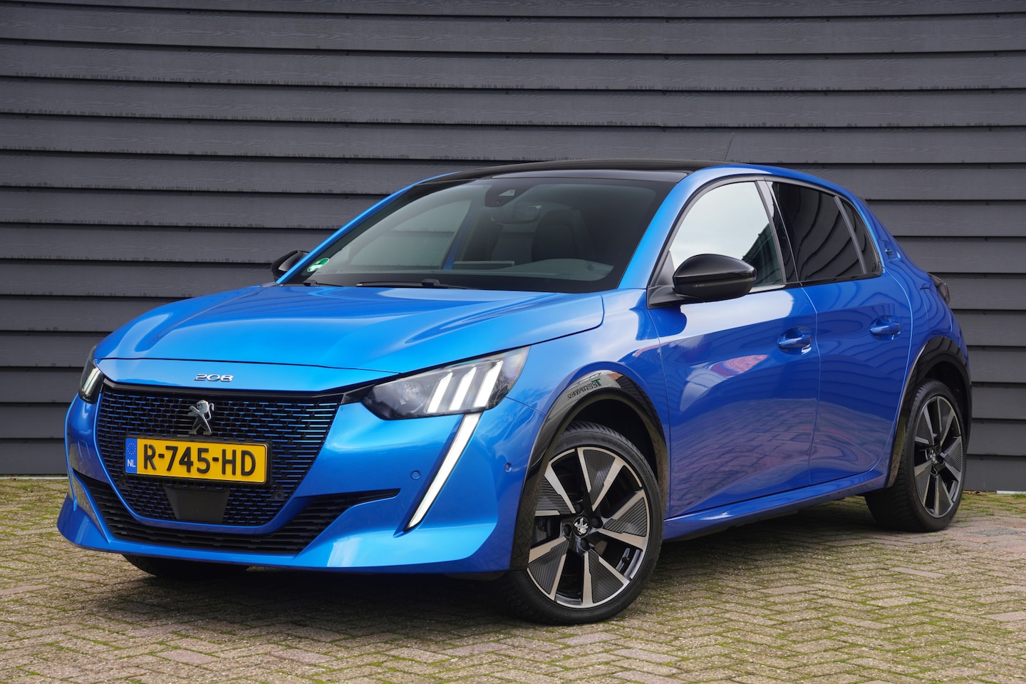 Peugeot e-208 - GT 350 50 kWh - BTW AUTO - KEYLESS - PANODAK - COCKPIT 3D - CAMERA - - AutoWereld.nl