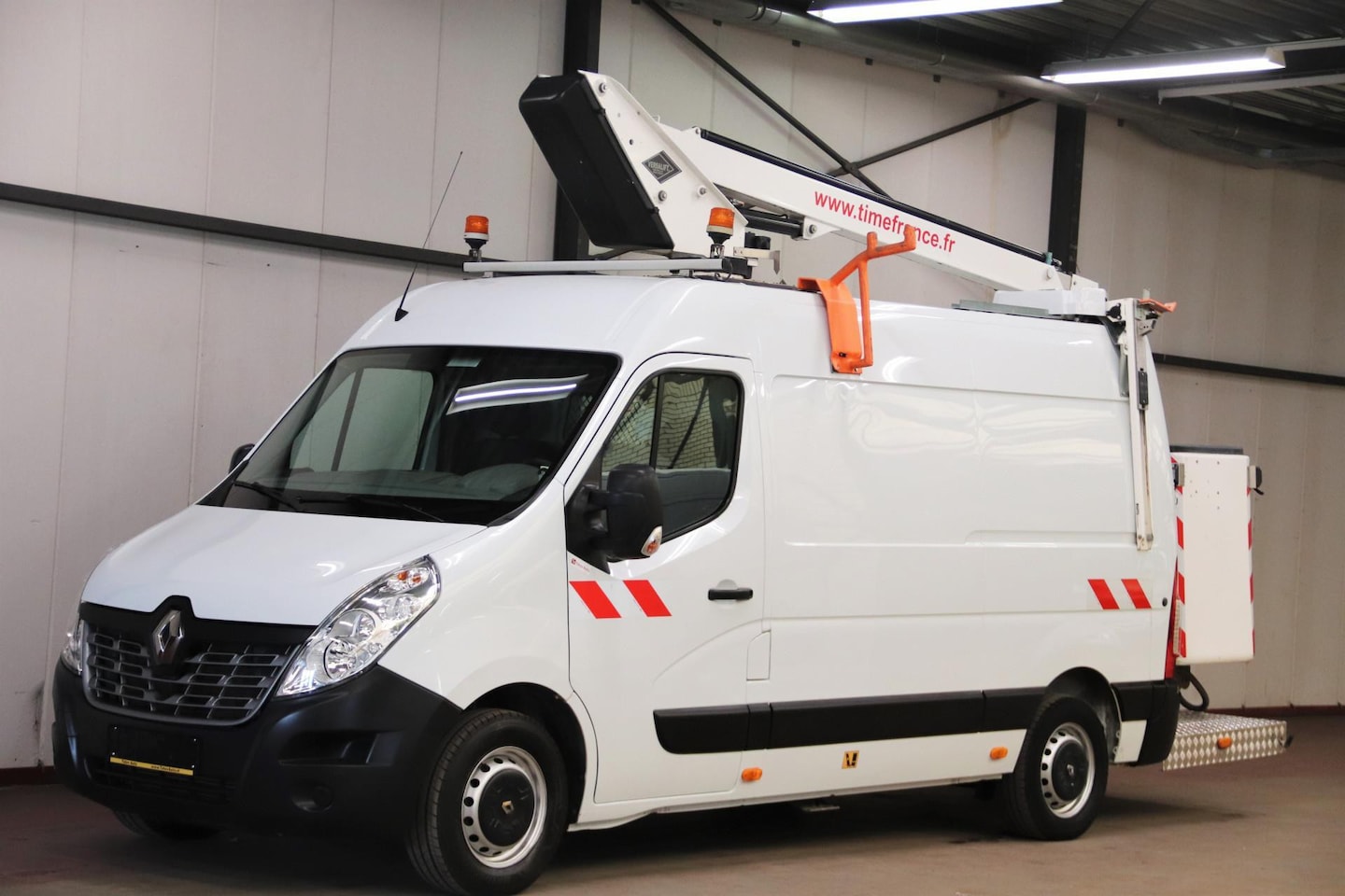 Renault Master - 2.3 dCi HOOGWERKER HUBARBEITSBÜHNE NACELLE TIME ETL 26 - AutoWereld.nl