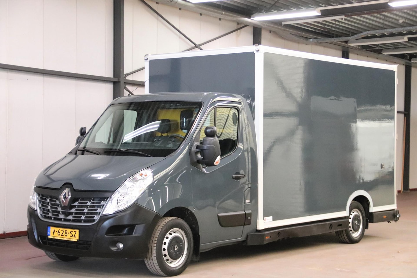 Renault Master - 2.3 dCi 170PK AUTOMAAT LOWLINER VERKOOPWAGEN - AutoWereld.nl