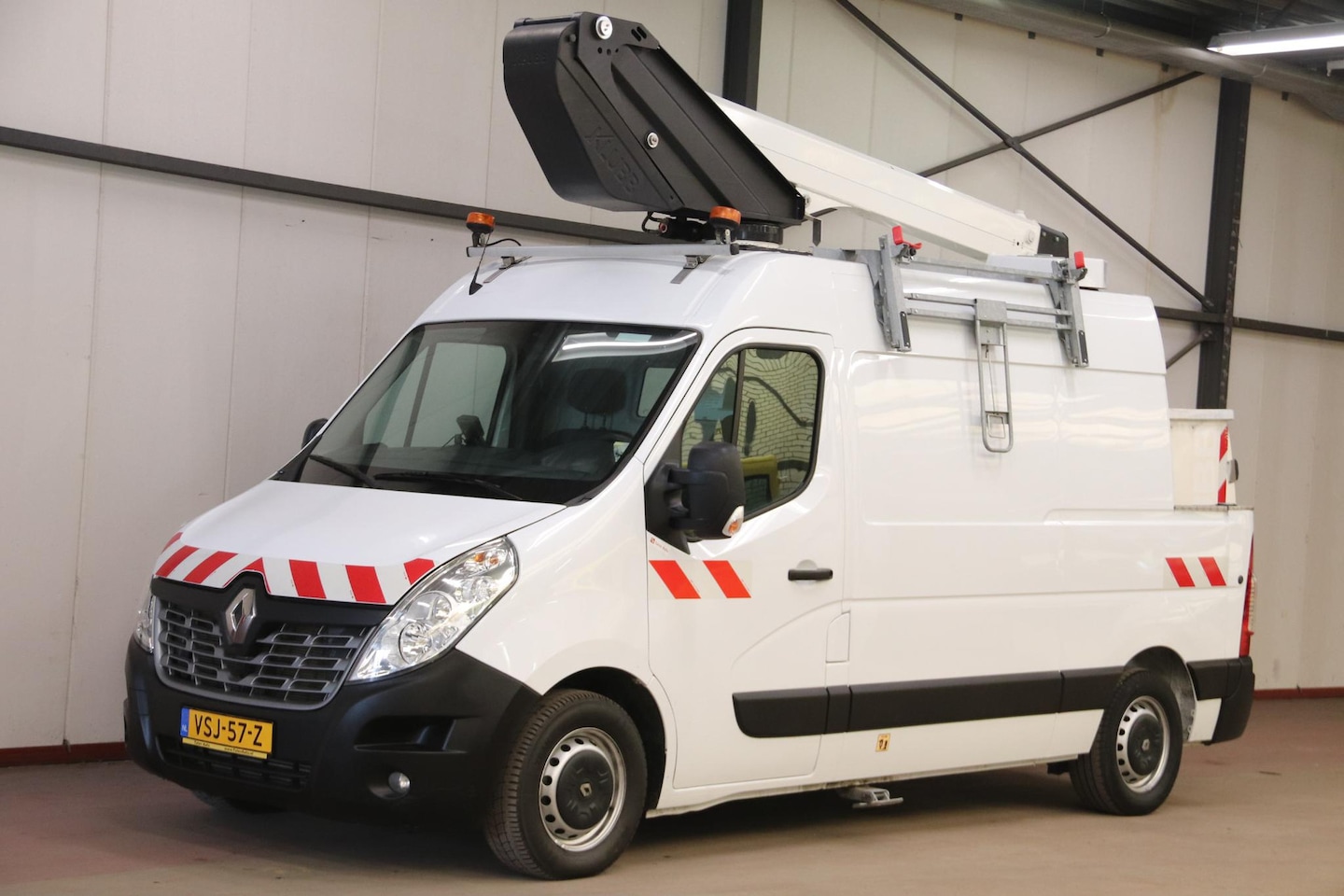 Renault Master - AUTOHOOGWERKER 12 METER NACELLE FRANCE ELEVATEUR - AutoWereld.nl