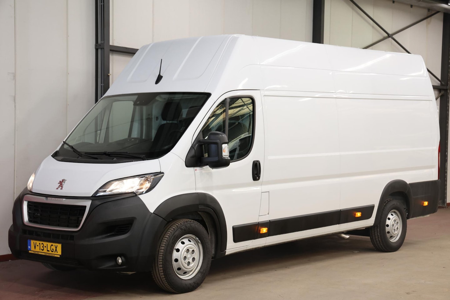 Peugeot Boxer - 2.2 BlueHDi 140PK L4H3 - AutoWereld.nl