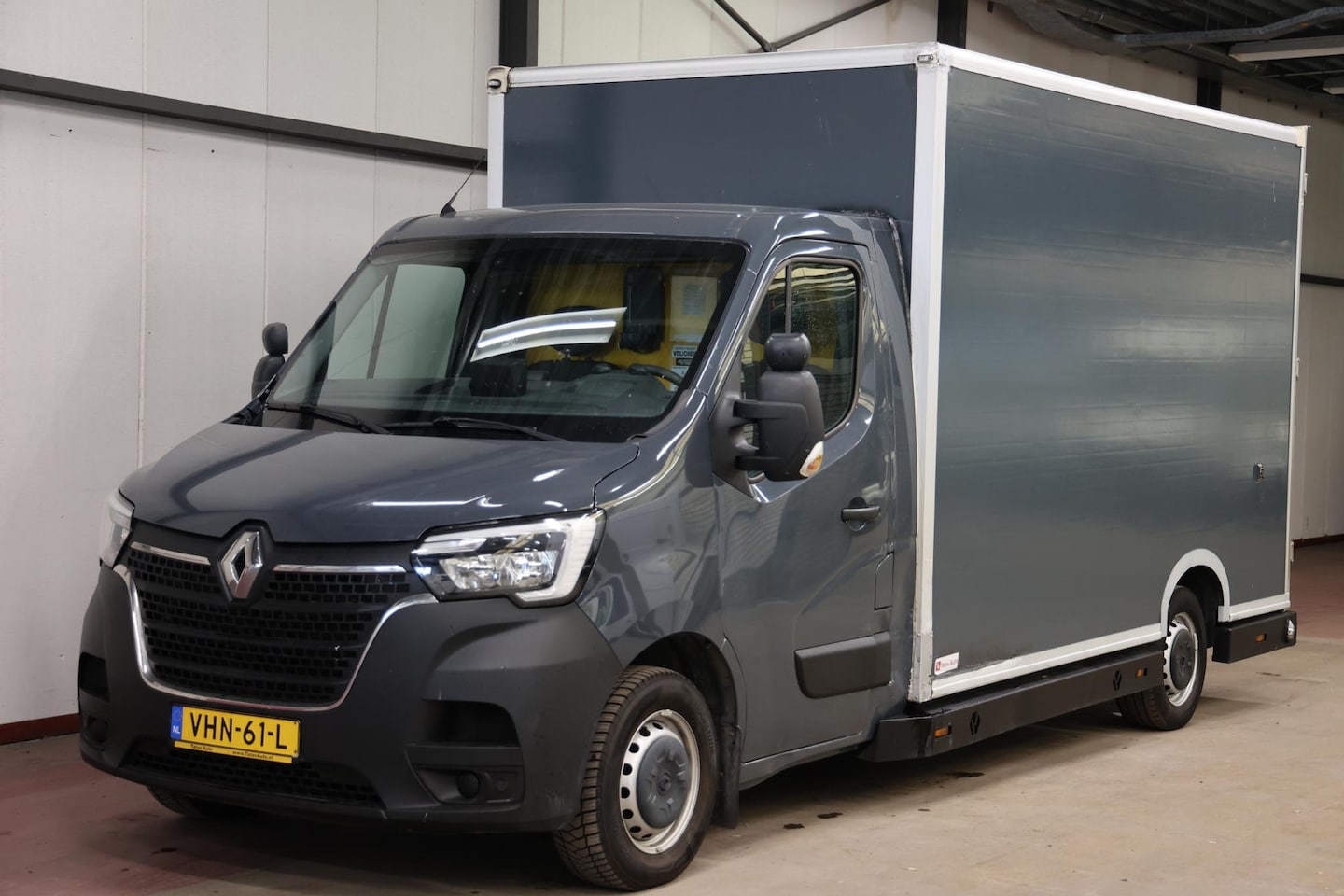 Renault Master - AUTOMAAT LOWLINER VERKOOPWAGEN - AutoWereld.nl
