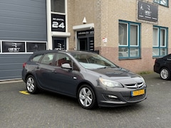 Opel Astra Sports Tourer - 1.4 Turbo Sport