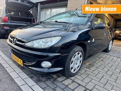 Peugeot 206 - 1.4 Génération 5drs airco RIJDT GOED NAP APK 12-2026