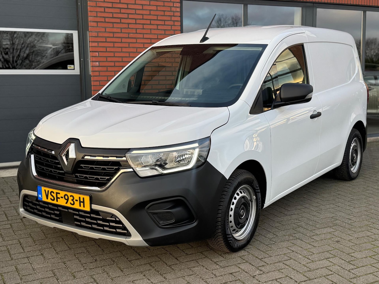 Renault Kangoo - 1.5 Blue dCi 75 Luxe Airco Cruise Carplay - AutoWereld.nl