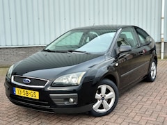Ford Focus - 1.6 16V Futura Airco