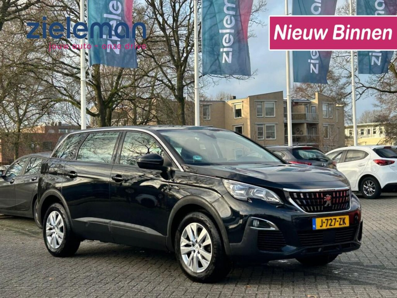 Peugeot 5008 - 1.2 PureTech Active 7 Persoons - Digitaal Cockpit, Carplay, Navi, Cruise - AutoWereld.nl