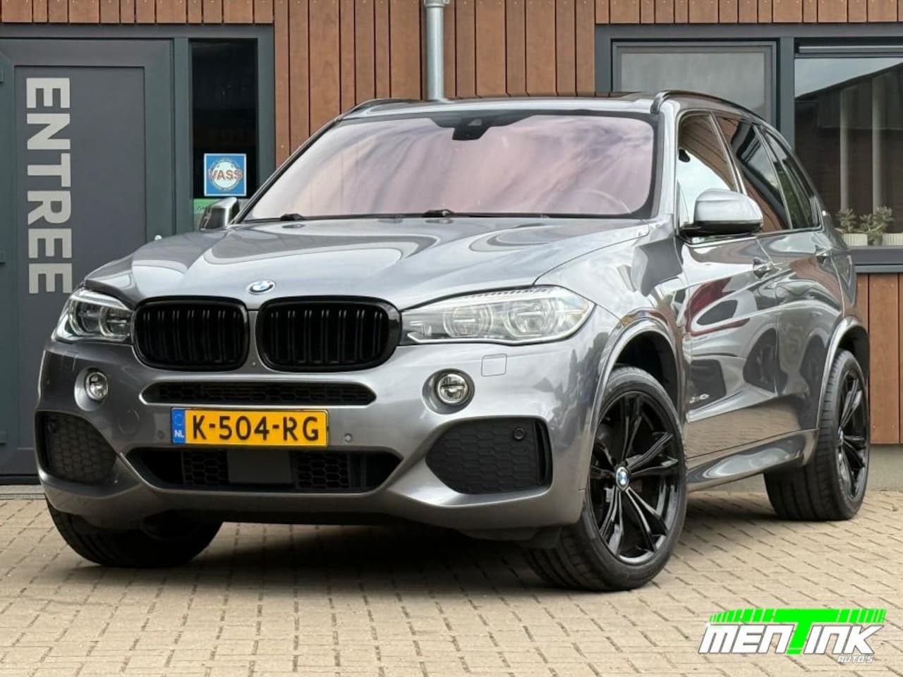 BMW X5 - XDRIVE40E M-sport Pano Camera Trekhaak zeer vol! - AutoWereld.nl