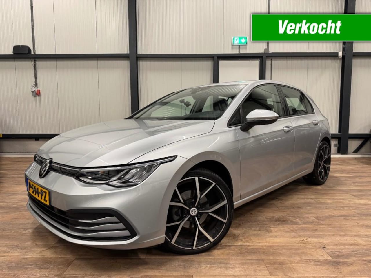 Volkswagen Golf - 1.0 TSI VIII 5 DRS - ECC - CARPLAY - AutoWereld.nl