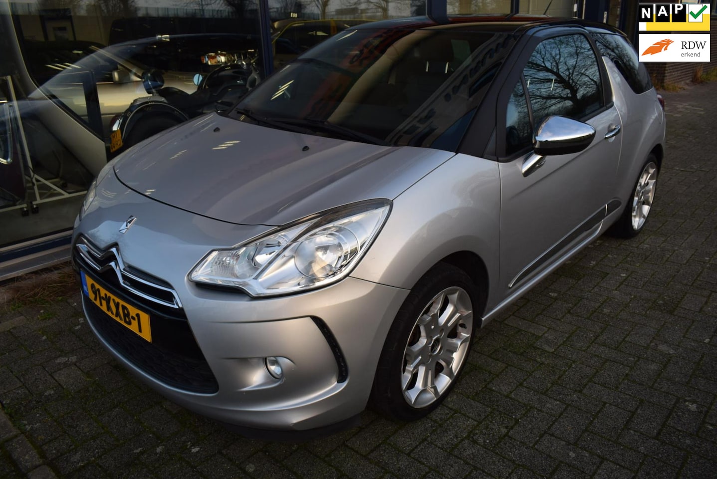 Citroën DS3 - 1.6 So Chic 1.6 So Chic - AutoWereld.nl