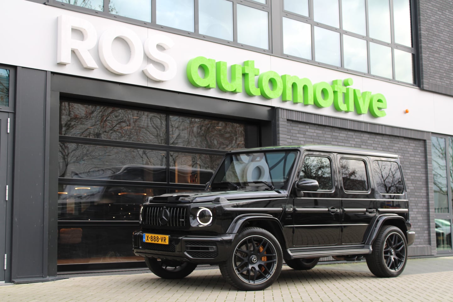 Mercedes-Benz G-klasse - 63 | NAP! | MASSAGE | STOELKOELING | BURMSTER | ACC | CARBON INT. | - AutoWereld.nl