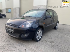 Ford Fiesta - 1.3-8V Futura APK 08-12-2026 ELEKTRISCHE RAMEN AIRCO