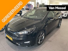 Ford Focus Wagon - 1.5 ST-Line Xenon / Sync3 Navi / ECC