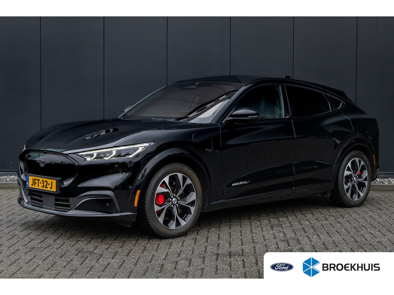 Ford Mustang Mach-E - Extended AWD 98 kWh Alle opties! | Pano-dak | B&O audio | 360 Camera | Elektrische Klep | - AutoWereld.nl