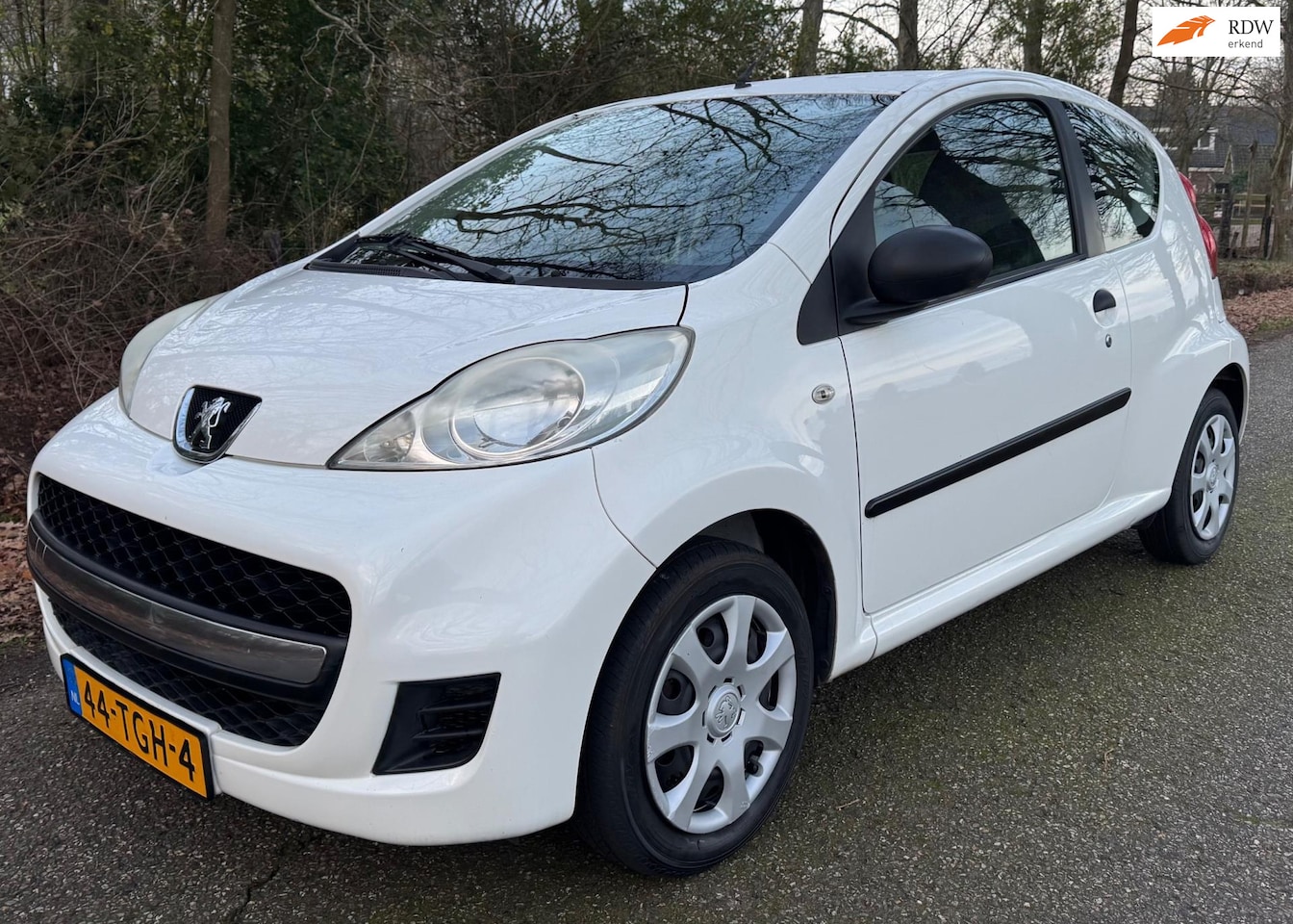 Peugeot 107 - 1.0-12V XR 2012 NAP AIRCO GOED ONDERHOUDEN EN ERG NETJES - AutoWereld.nl