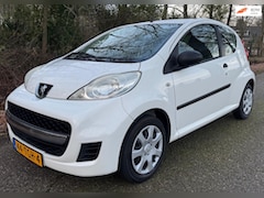 Peugeot 107 - 1.0-12V XR 2012 NAP AIRCO GOED ONDERHOUDEN EN ERG NETJES