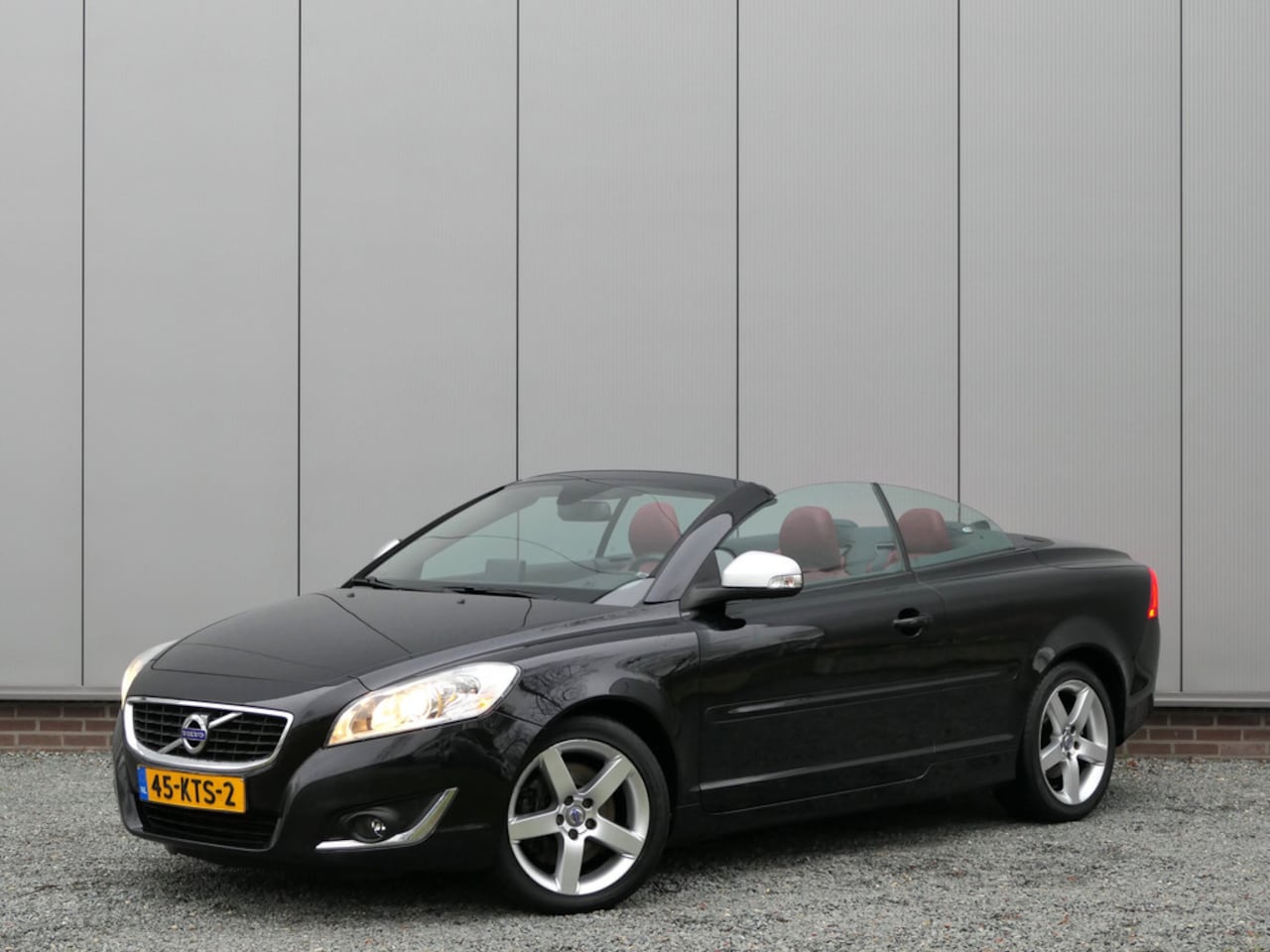 Volvo C70 Convertible - 2.5 T5 AUT Summum Leer / Navi / Stoelverwarming / Af - AutoWereld.nl