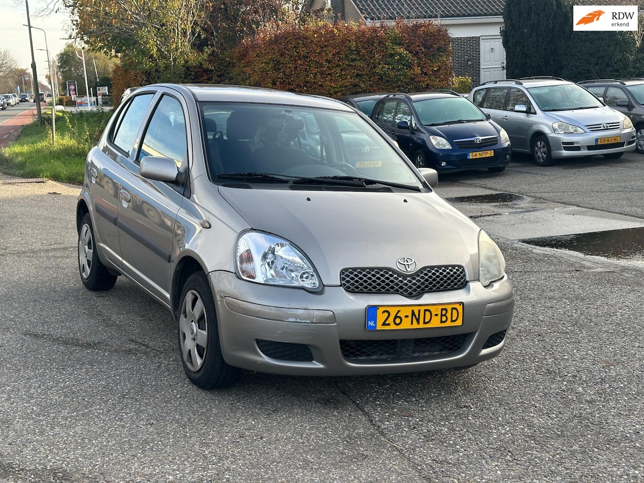 Toyota Yaris - 1.3 VVT-i Sol Automaat - AutoWereld.nl