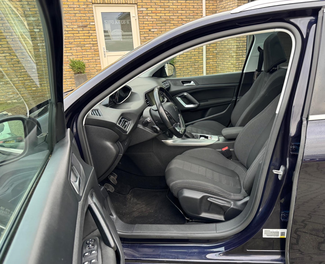 Peugeot 308 SW - 1.2 Bj 2017 zeer luxe nette auto - AutoWereld.nl