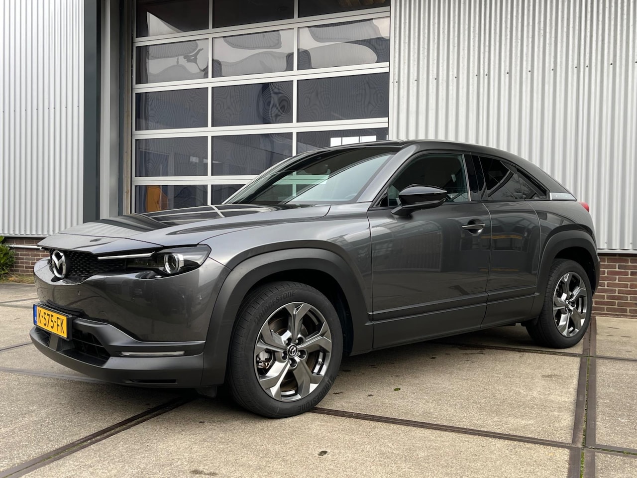 Mazda MX-30 - E-SkyActiv 145 First Edition 36 kWh - AutoWereld.nl