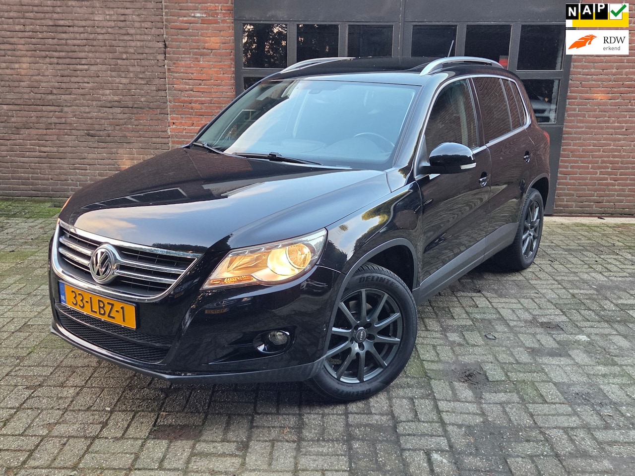 Volkswagen Tiguan - 1.4 TSI Sport&Style/ Panorama dak/ bomvol! - AutoWereld.nl