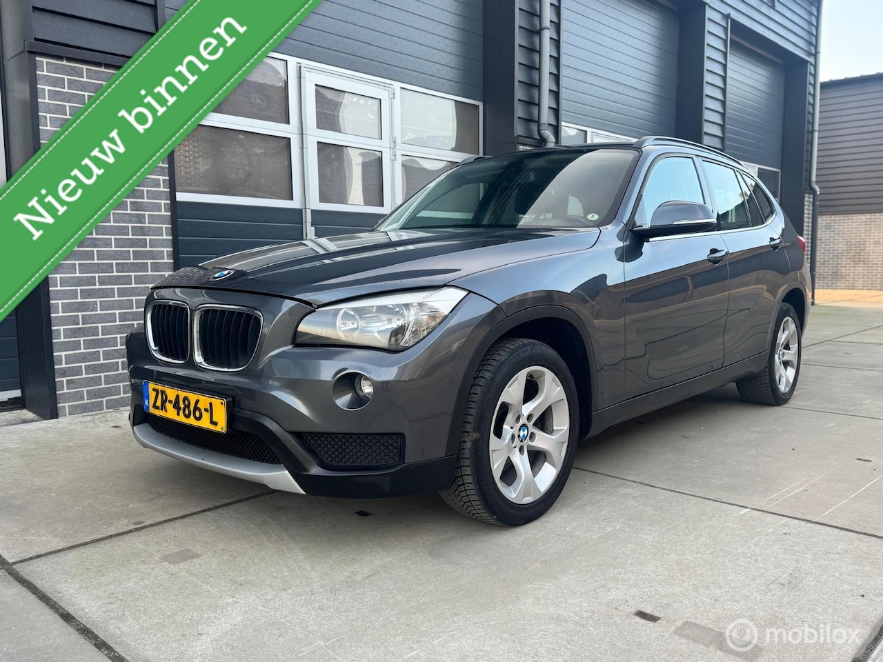 BMW X1 - sDrive16d Business+ APK Climate Parkeersen. Onderhb. - AutoWereld.nl