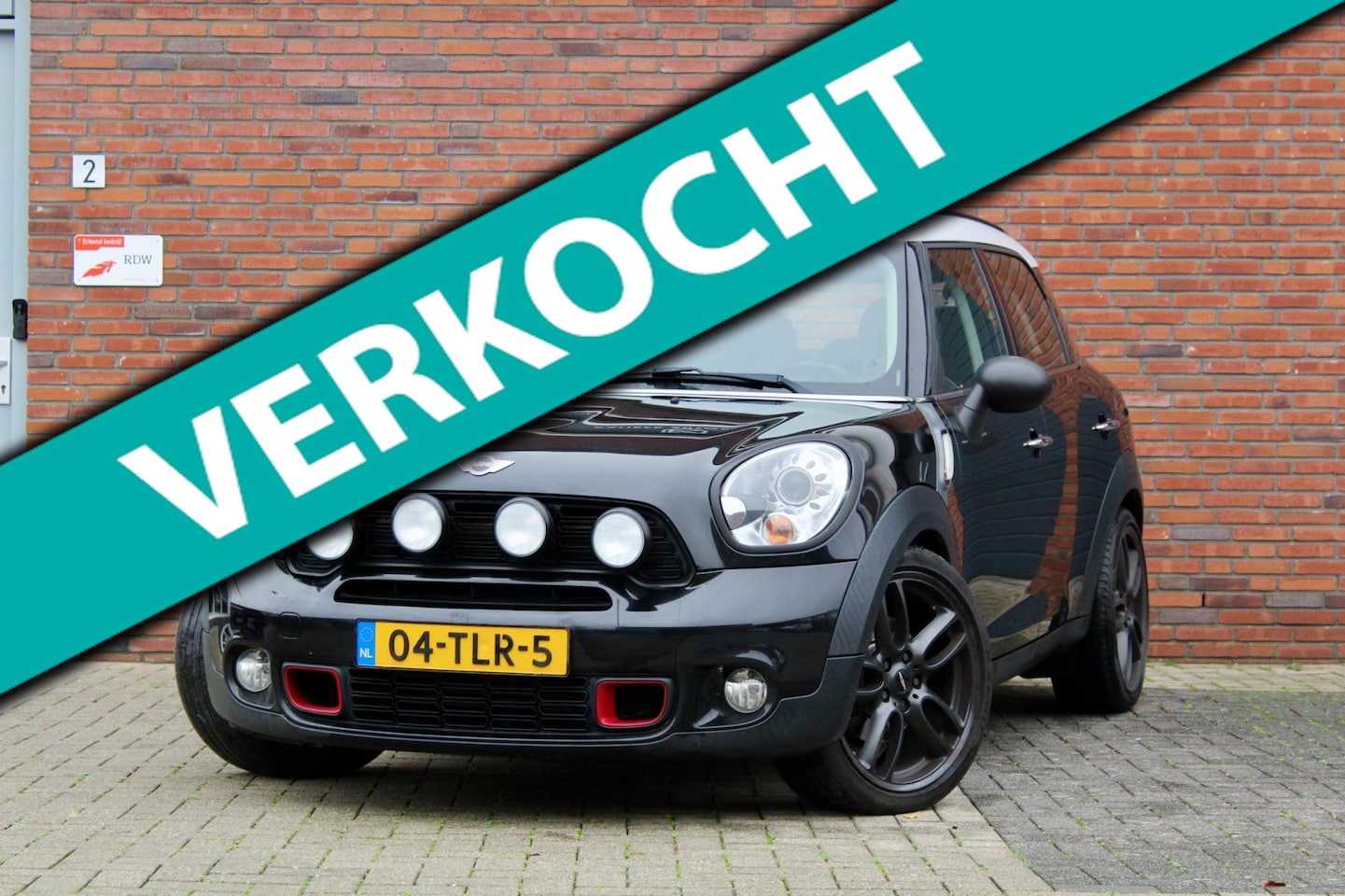 MINI Countryman - 1.6 Cooper S ALL4 184PK | NAP 19INCH Leer - AutoWereld.nl